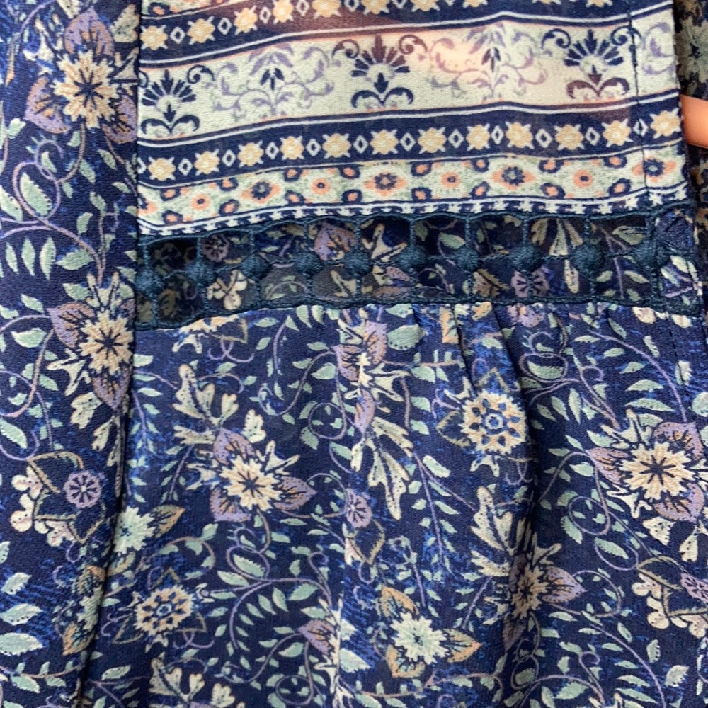 target women’s top - Picture 3 of 3